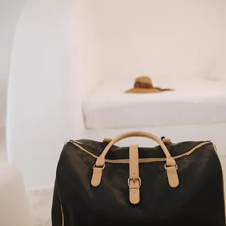 The Cave Complex By A Terre Cave ヴィラ