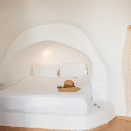 The Cave Complex By A Terre Cave Villa
