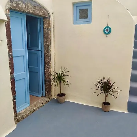 The Cave Complex By A Terre Cave Oia (Santorini)