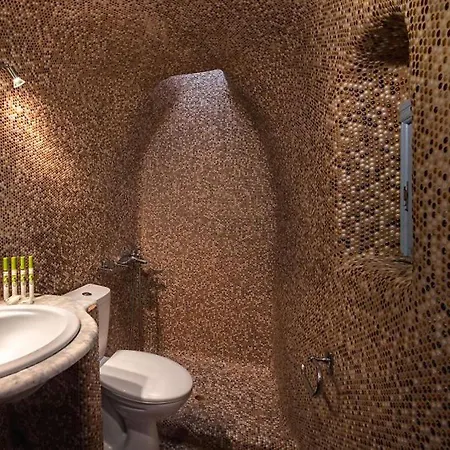 The Cave Complex By A Terre Cave Villa Oia