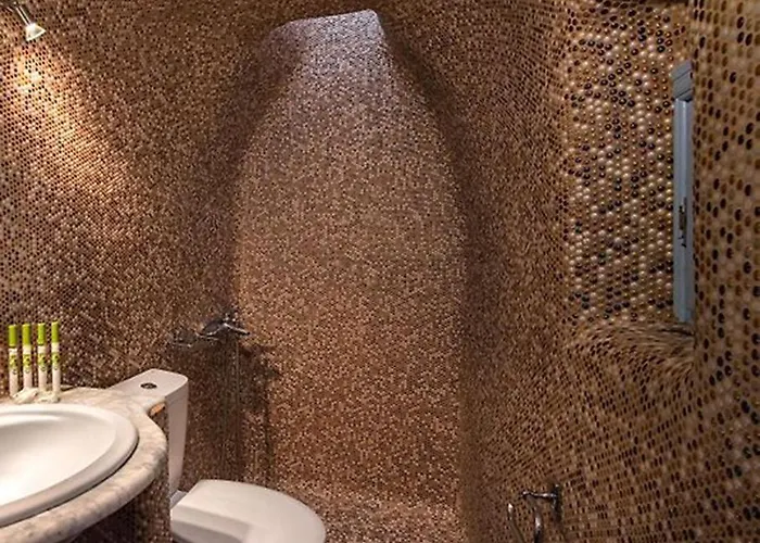 The Cave Complex By A Terre Cave Villa Oia