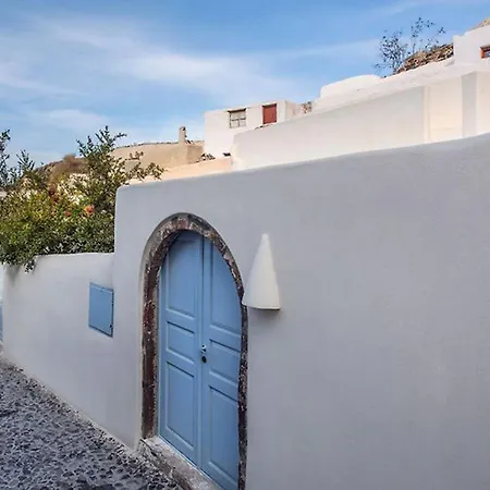 The Cave Complex By A Terre Cave 이아